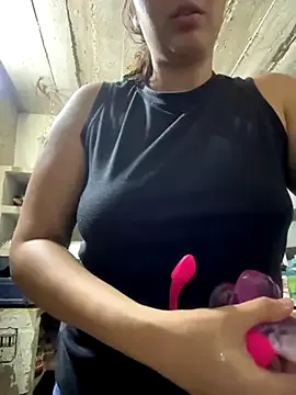 PumaShyXD – webcam model profile photo Image 7