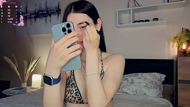 PumaShyXD – webcam model profile photo Image 12