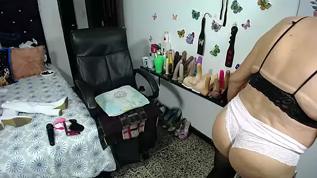 DestinyTurner – webcam model profile photo Image 18