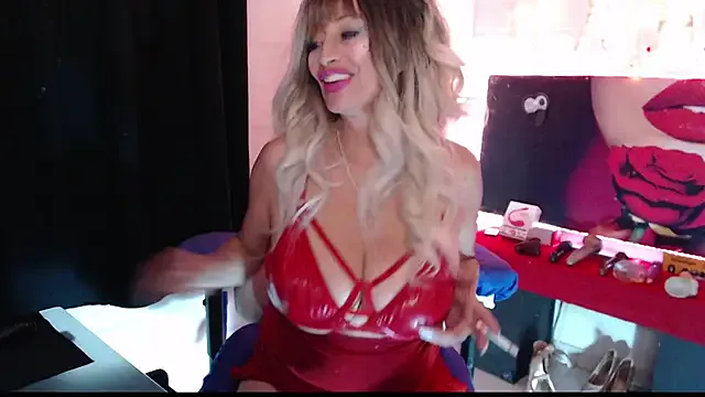 Runarunapi – webcam model profile photo Image 7