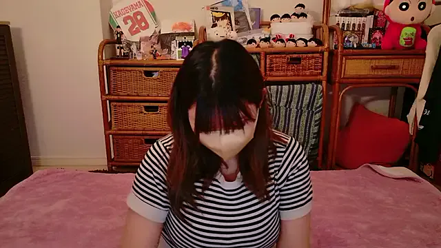 pinkypuppa – webcam model profile photo Image 4