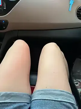 winter11 – webcam model profile photo Image 12