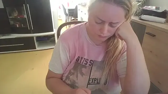 PumaShyXD – webcam model profile photo Image 12