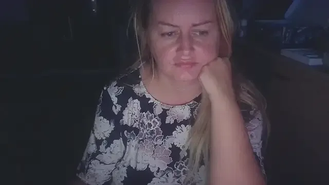 PumaShyXD – webcam model profile photo Image 8