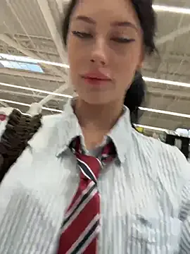 nide_xiaogou – webcam model profile photo Image 17