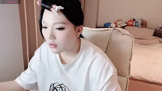 PumaShyXD – webcam model profile photo Image 10