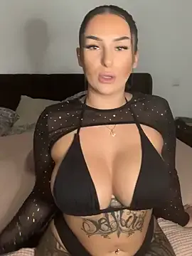 Liza_risky – webcam model profile photo Image 8