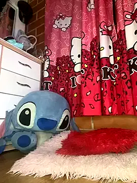 emiilycampbell – webcam model profile photo Image 9