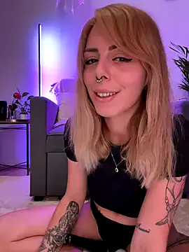 bloomyogi – webcam model profile photo Image 8