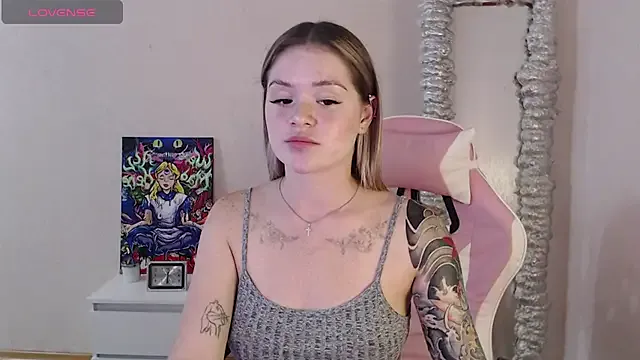 PumaShyXD – webcam model profile photo Image 5