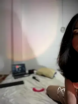 keirasworld – webcam model profile photo Image 8