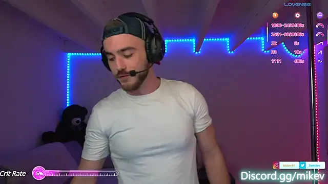 -LOCOMOCO- – webcam model profile photo Image 3