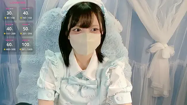 MilaBee – webcam model profile photo Image 3