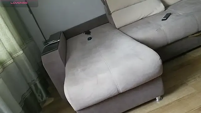 VendiMur – webcam model profile photo Image 7