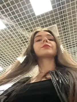 OksanaOcean – webcam model profile photo Image 2