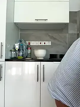 amilia4u – webcam model profile photo Image 11