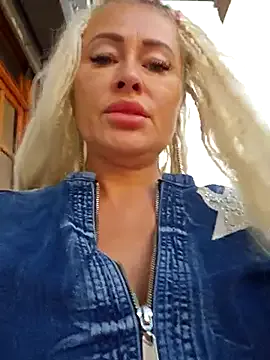 sigmasian – webcam model profile photo Image 14