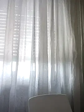 bunnyblondy – webcam model profile photo Image 3