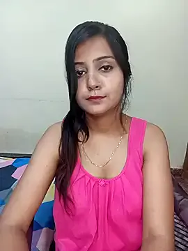 LT-333 – webcam model profile photo Image 3