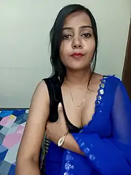 LT-333 – webcam model profile photo Image 4