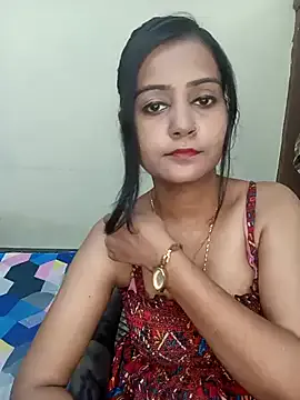 LT-333 – webcam model profile photo Image 5