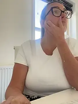 PumaShyXD – webcam model profile photo Image 4