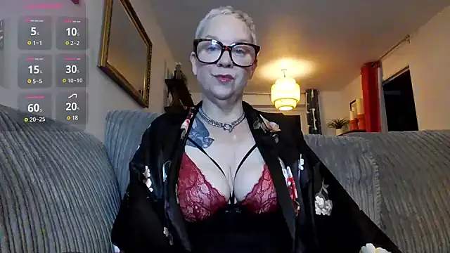 bunnyblondy – webcam model profile photo Image 8