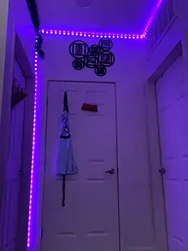 Runarunapi – webcam model profile photo Image 17