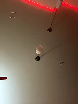 Runarunapi – webcam model profile photo Image 6