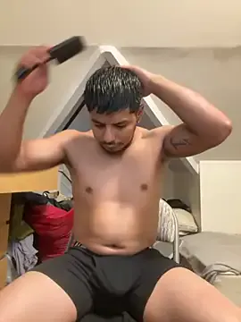 Runarunapi – webcam model profile photo Image 4