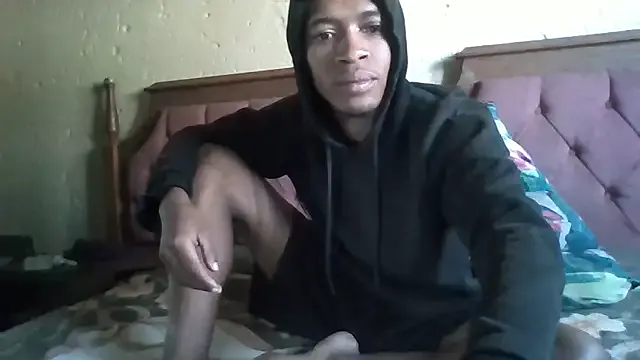 kai101010 – webcam model profile photo Image 10