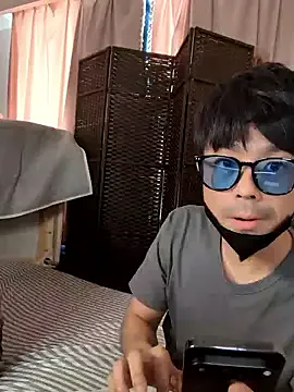 Family02 – webcam model profile photo Image 4