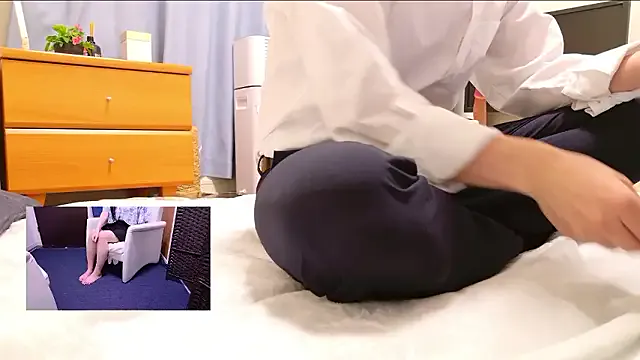 Family02 – webcam model profile photo Image 8