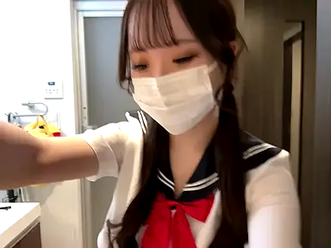 avroramy – webcam model profile photo Image 6