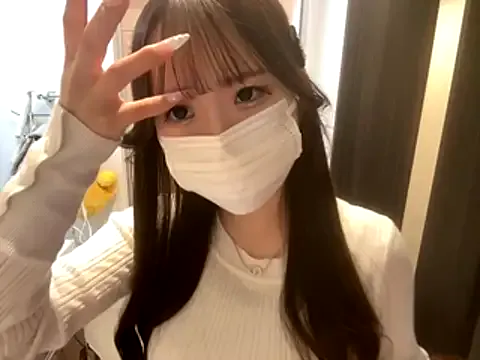 avroramy – webcam model profile photo Image 9