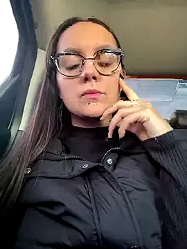 amilia4u – webcam model profile photo Image 15