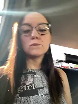 amilia4u – webcam model profile photo Image 4