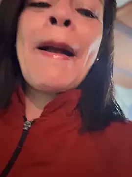 mia_hank – webcam model profile photo Image 17