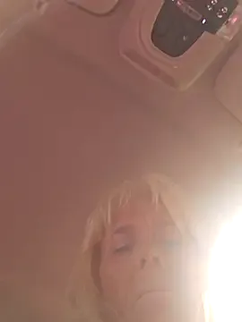 pinkypuppa – webcam model profile photo Image 15