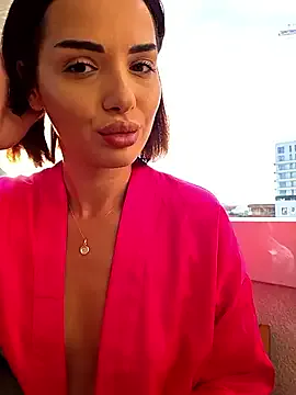 Runarunapi – webcam model profile photo Image 10