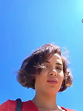 Runarunapi – webcam model profile photo Image 2