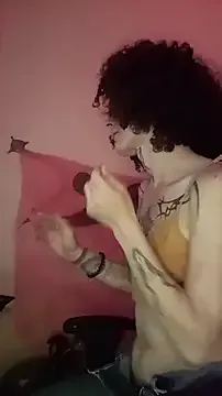 Yui-Ch – webcam model profile photo Image 18