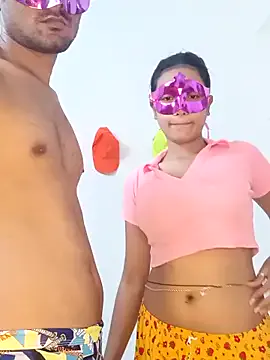 amairi_ – webcam model profile photo Image 2