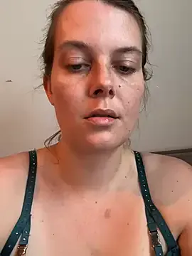 winter11 – webcam model profile photo Image 2