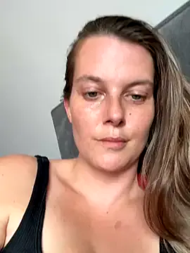 winter11 – webcam model profile photo Image 7