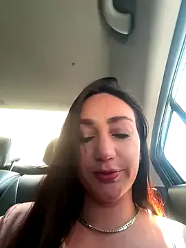 TattooGirlAlia – webcam model profile photo Image 10