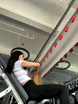 SashaCatt – webcam model profile photo Image 3