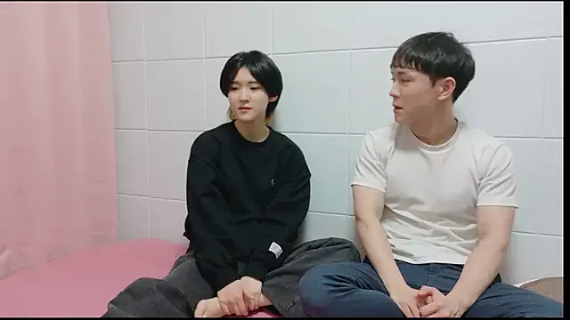 Yaya--728 – webcam model profile photo Image 6