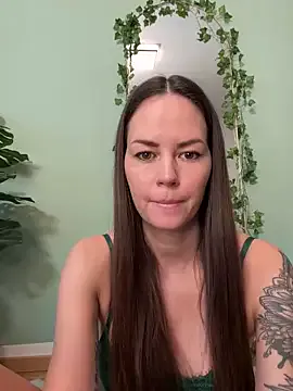 DarkDea – webcam model profile photo Image 3