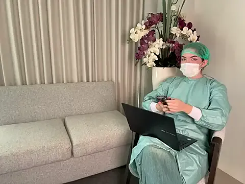 newMichelle – webcam model profile photo Image 9